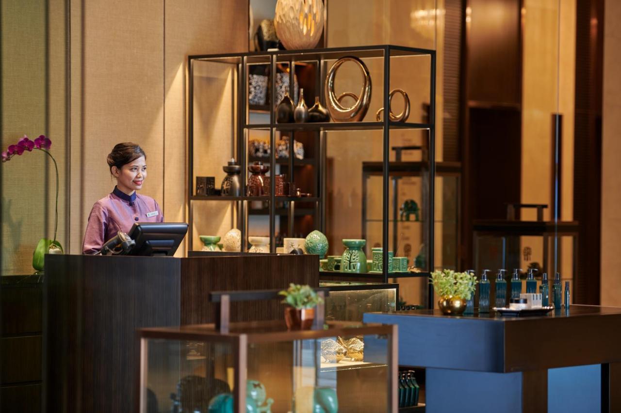 Pavilion Hotel Kuala Lumpur Managed By Banyan Tree Εξωτερικό φωτογραφία The lobby of the hotel