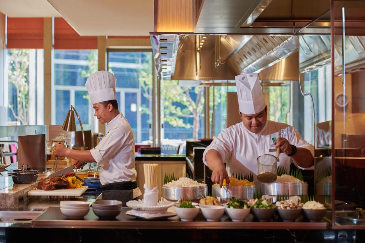 Pavilion Hotel Kuala Lumpur Managed By Banyan Tree Εξωτερικό φωτογραφία A commercial kitchen